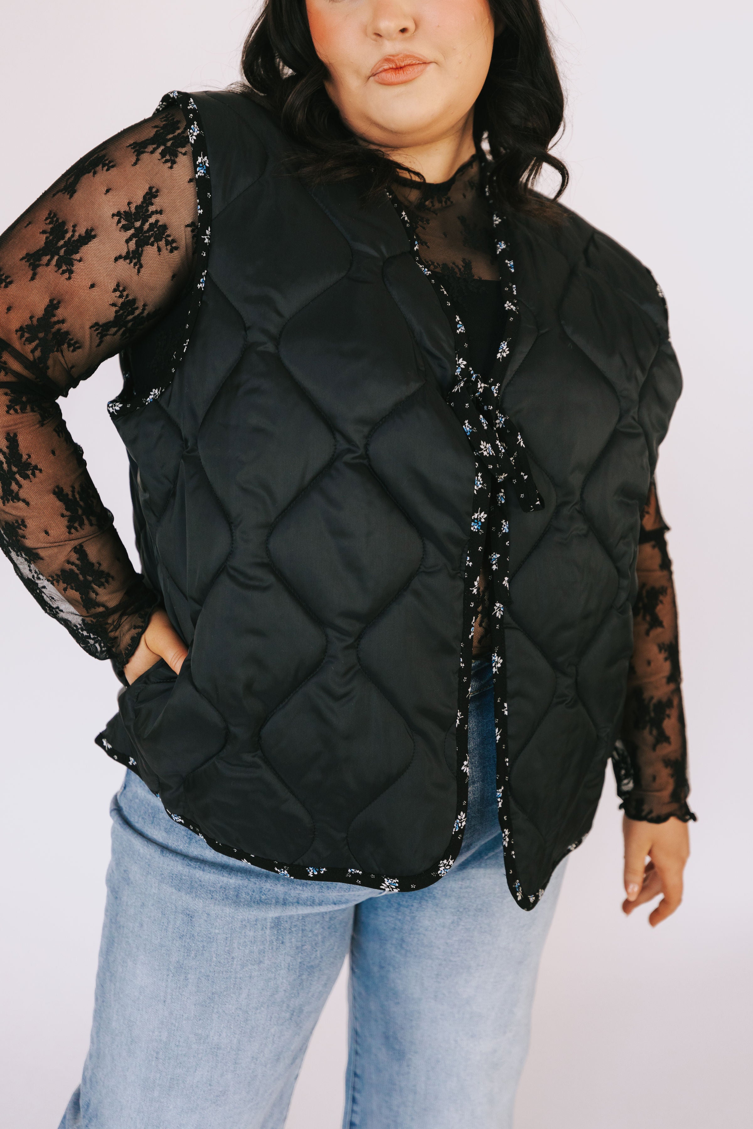 Black plus shop size vest