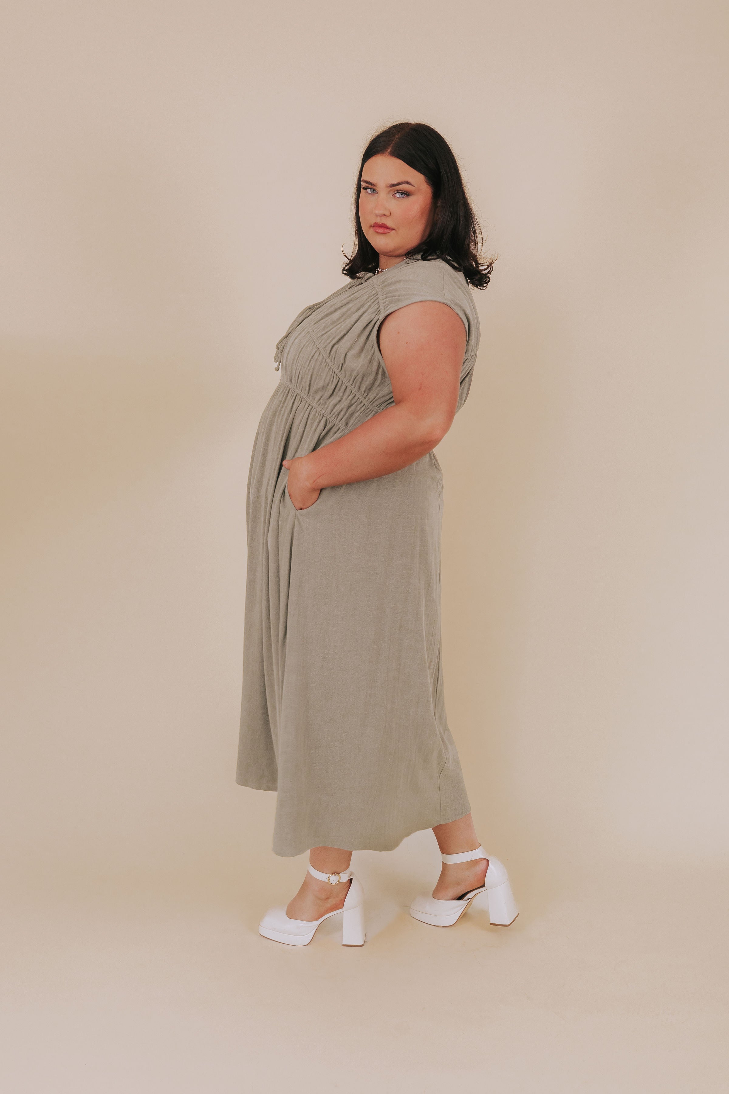 PLUS SIZE - Jades Of Joy Dress