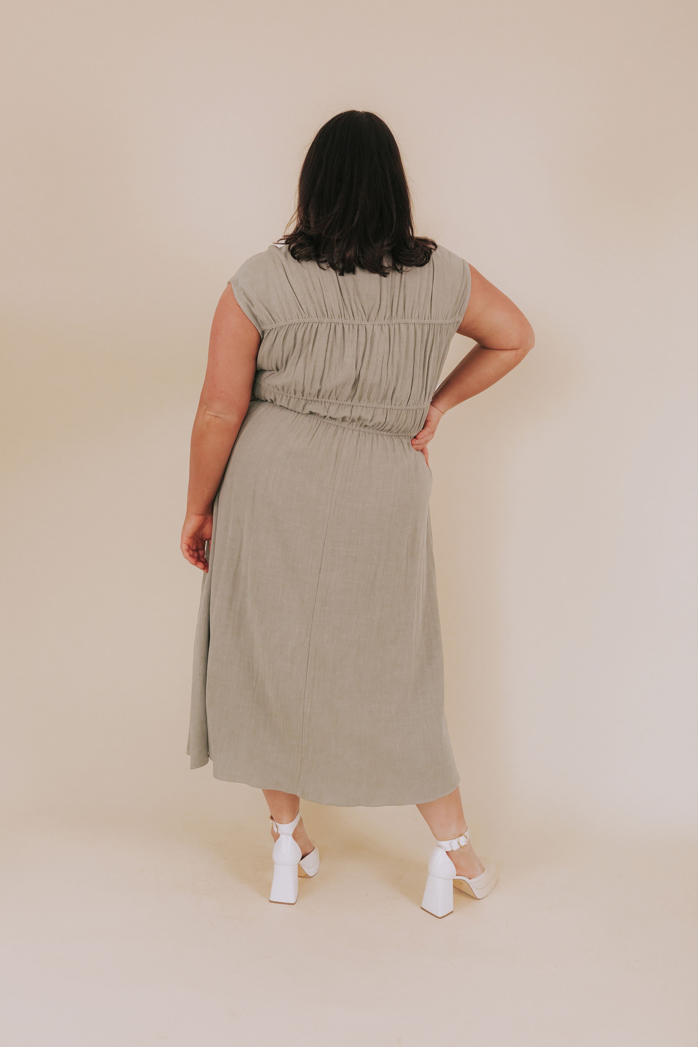 PLUS SIZE - Jades Of Joy Dress