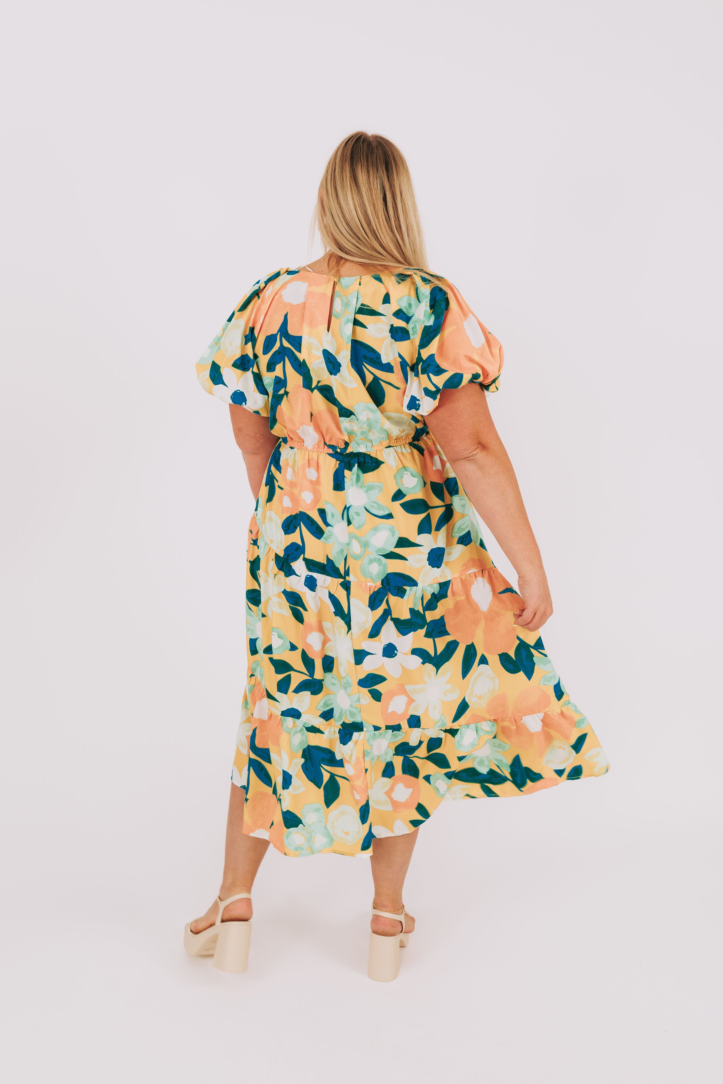 PLUS SIZE - Open Skies Dress