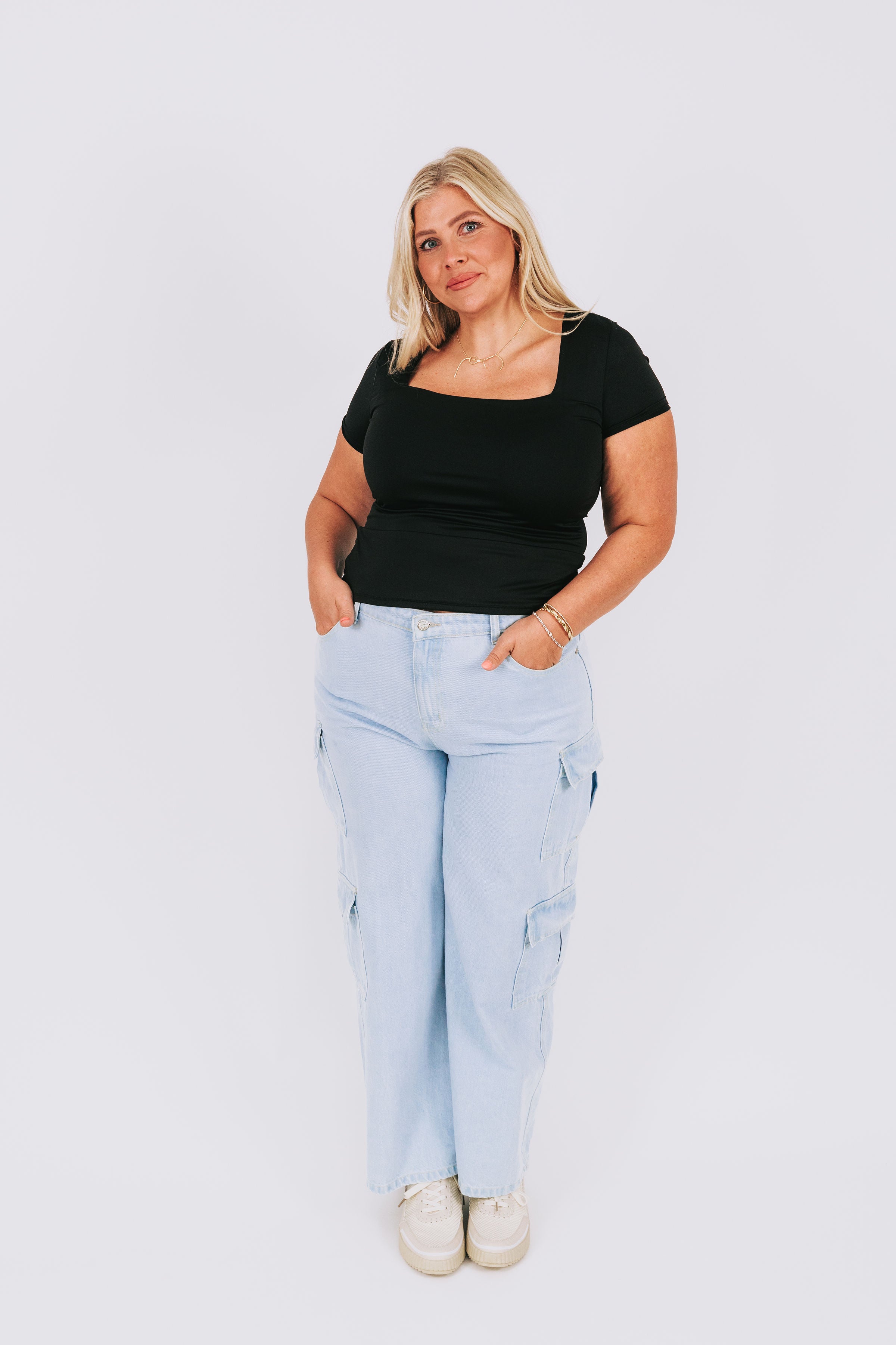 PLUS SIZE - Shadow Chic Top