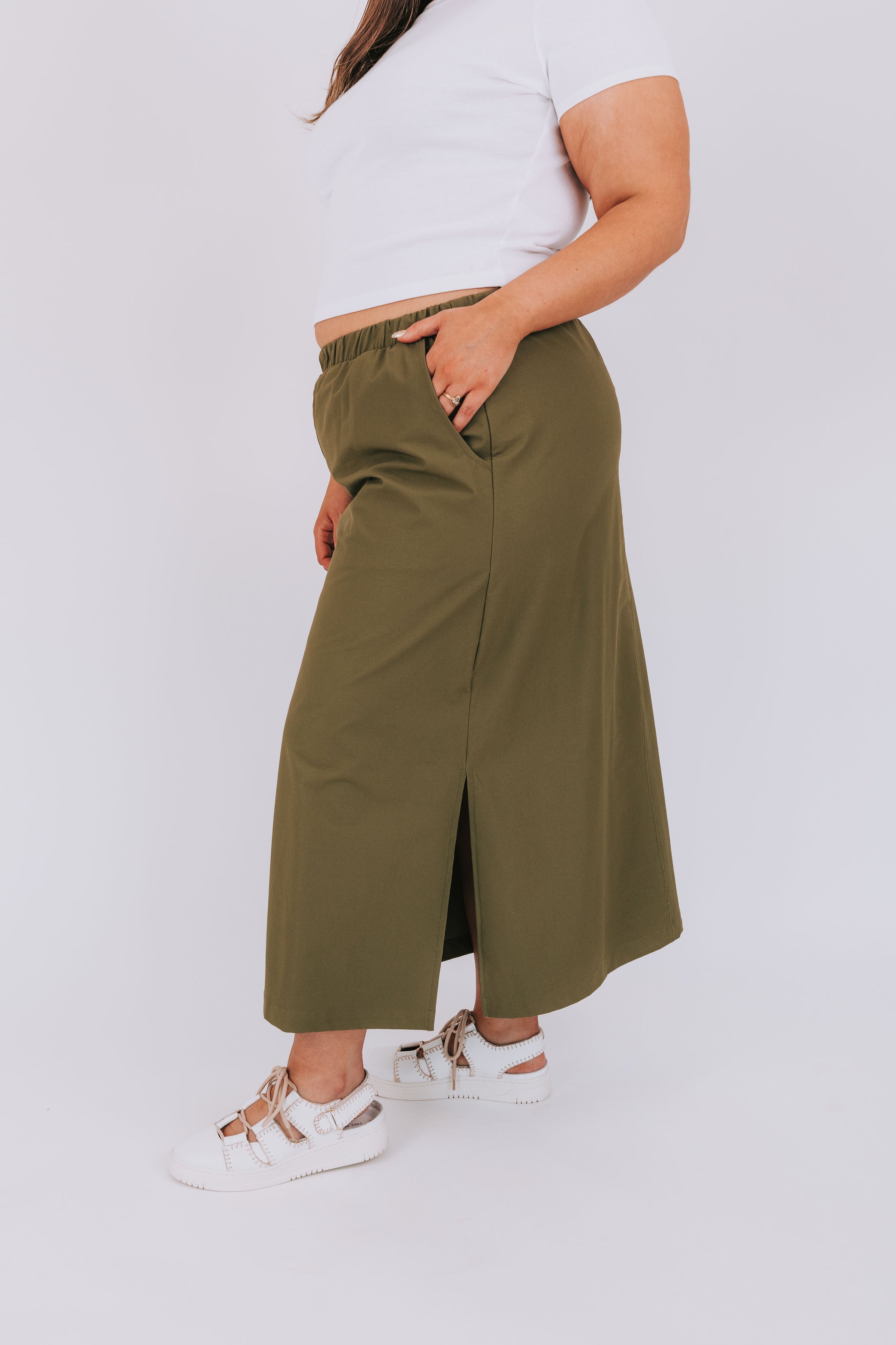 PLUS SIZE - In The Spotlight Skirt