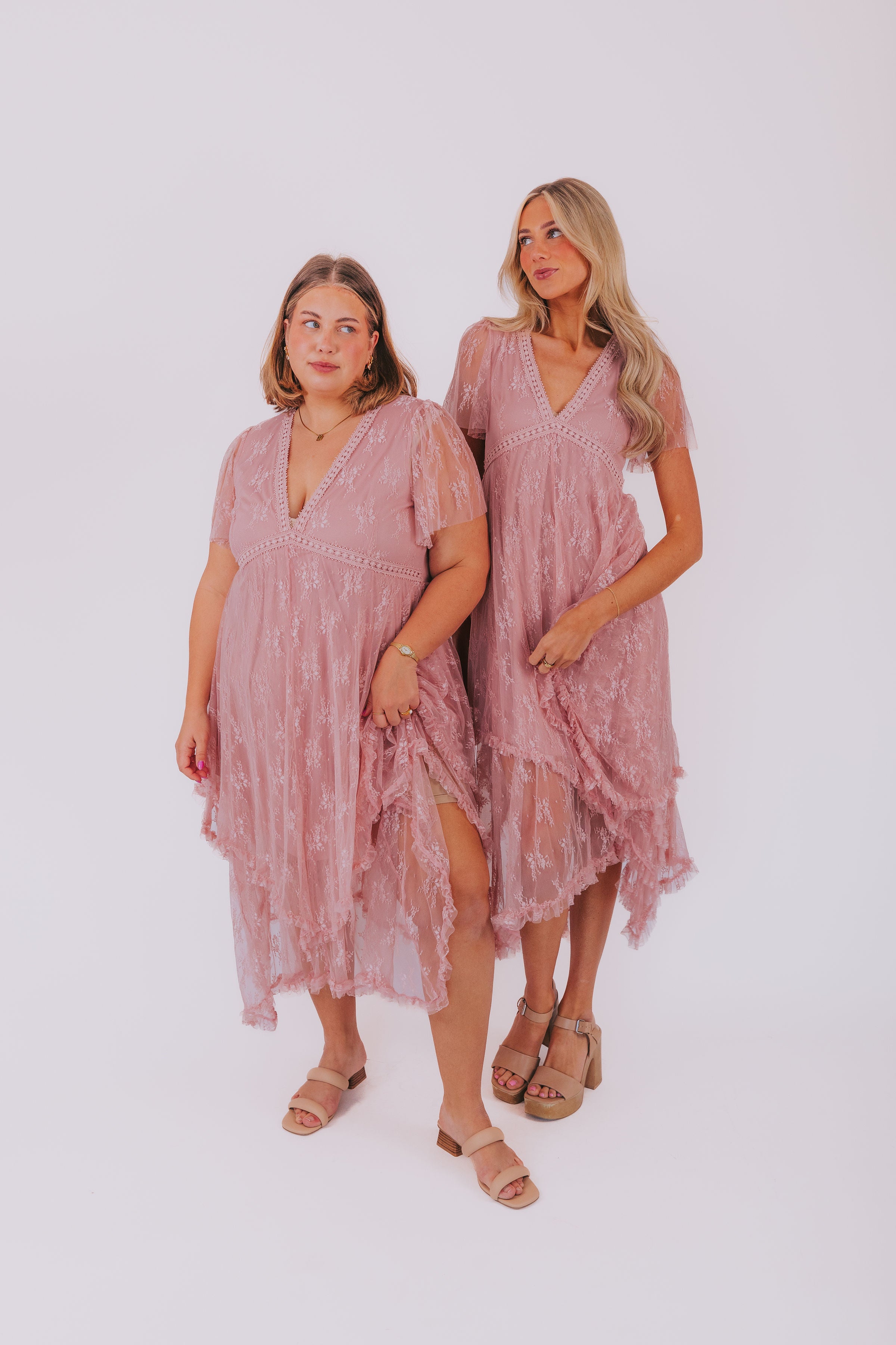 PLUS SIZE - Find Your Flow Dress