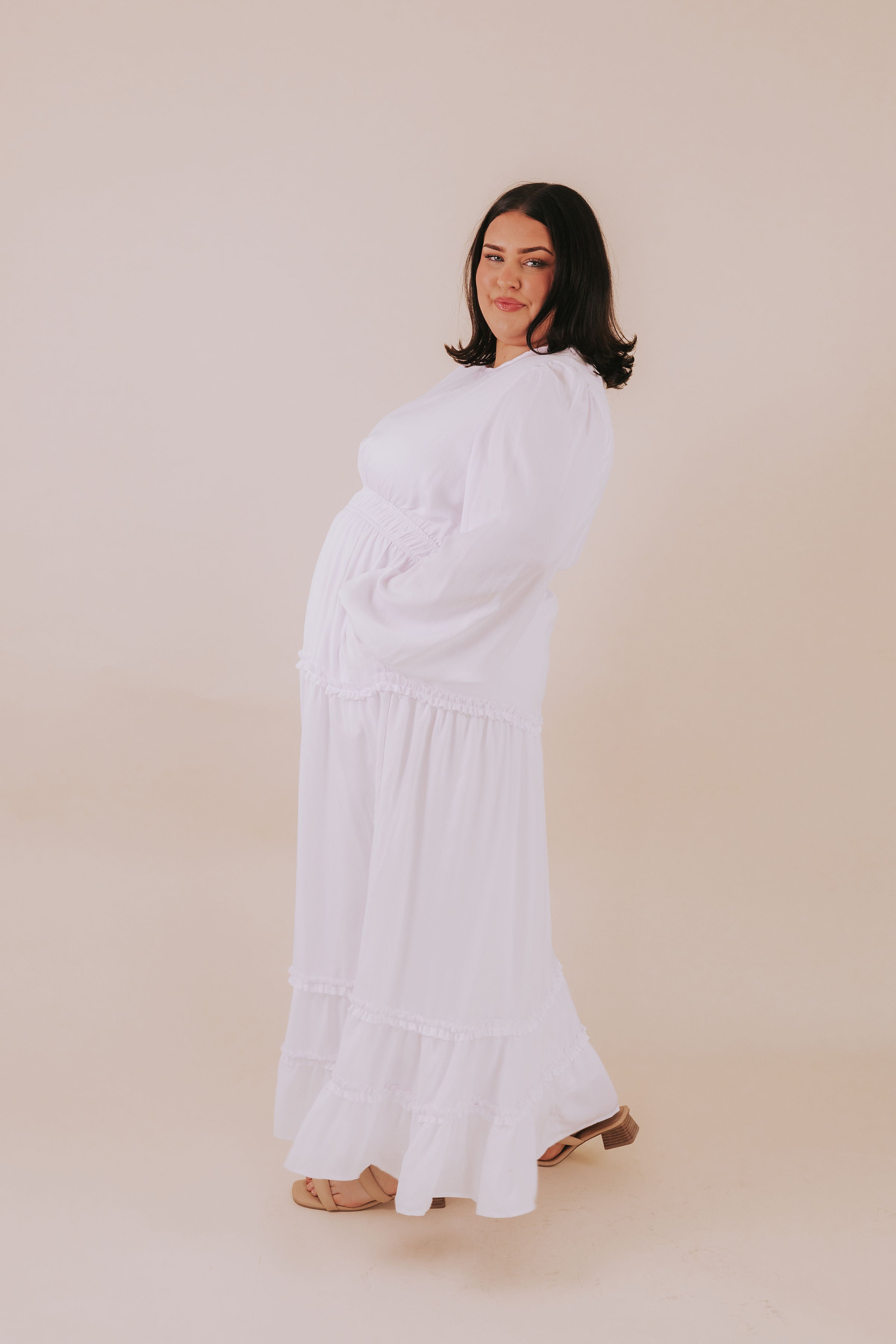 PLUS SIZE - The White: Monica