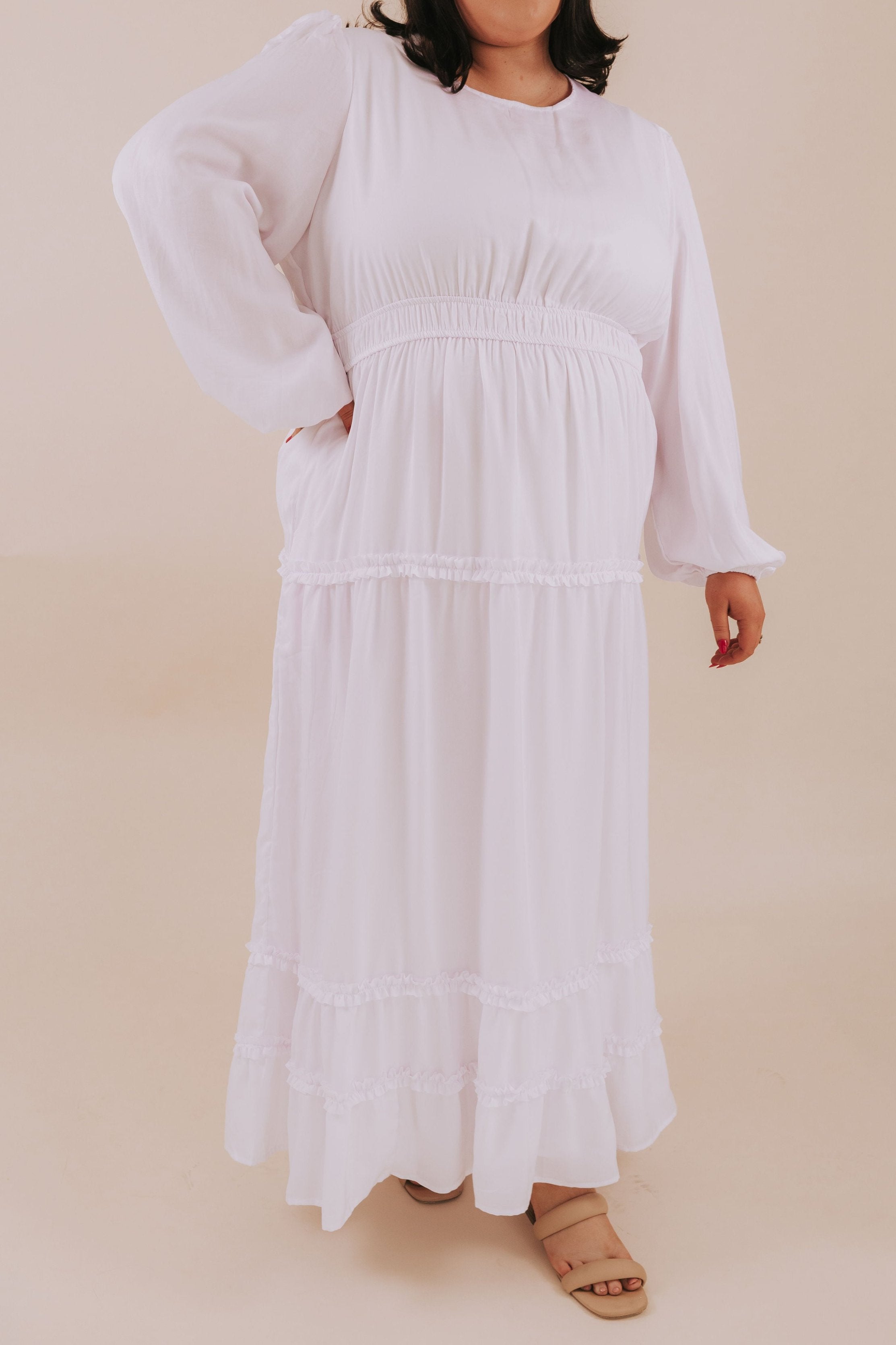 PLUS SIZE - The White: Monica