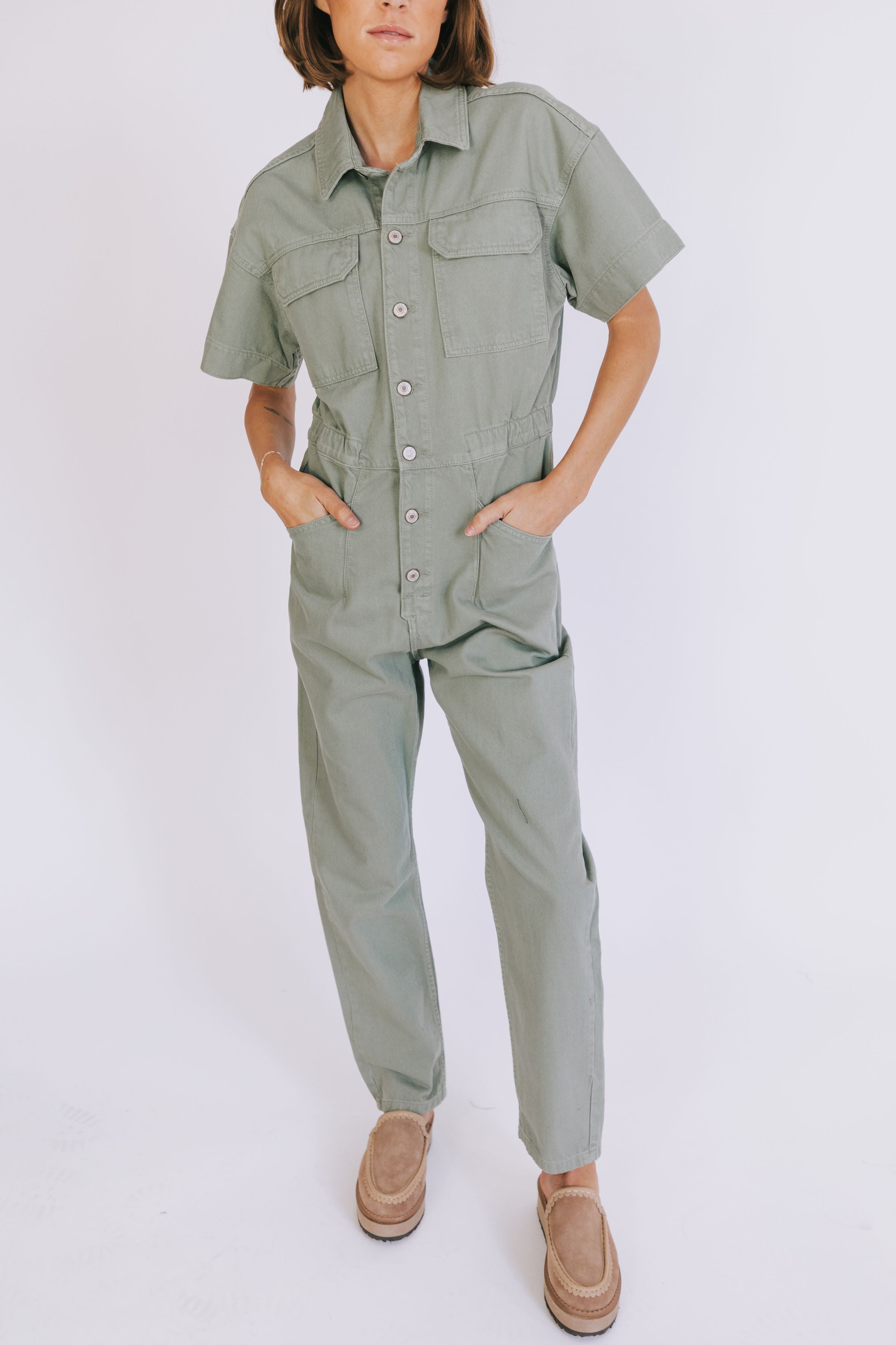 Free outlet people coverall size small