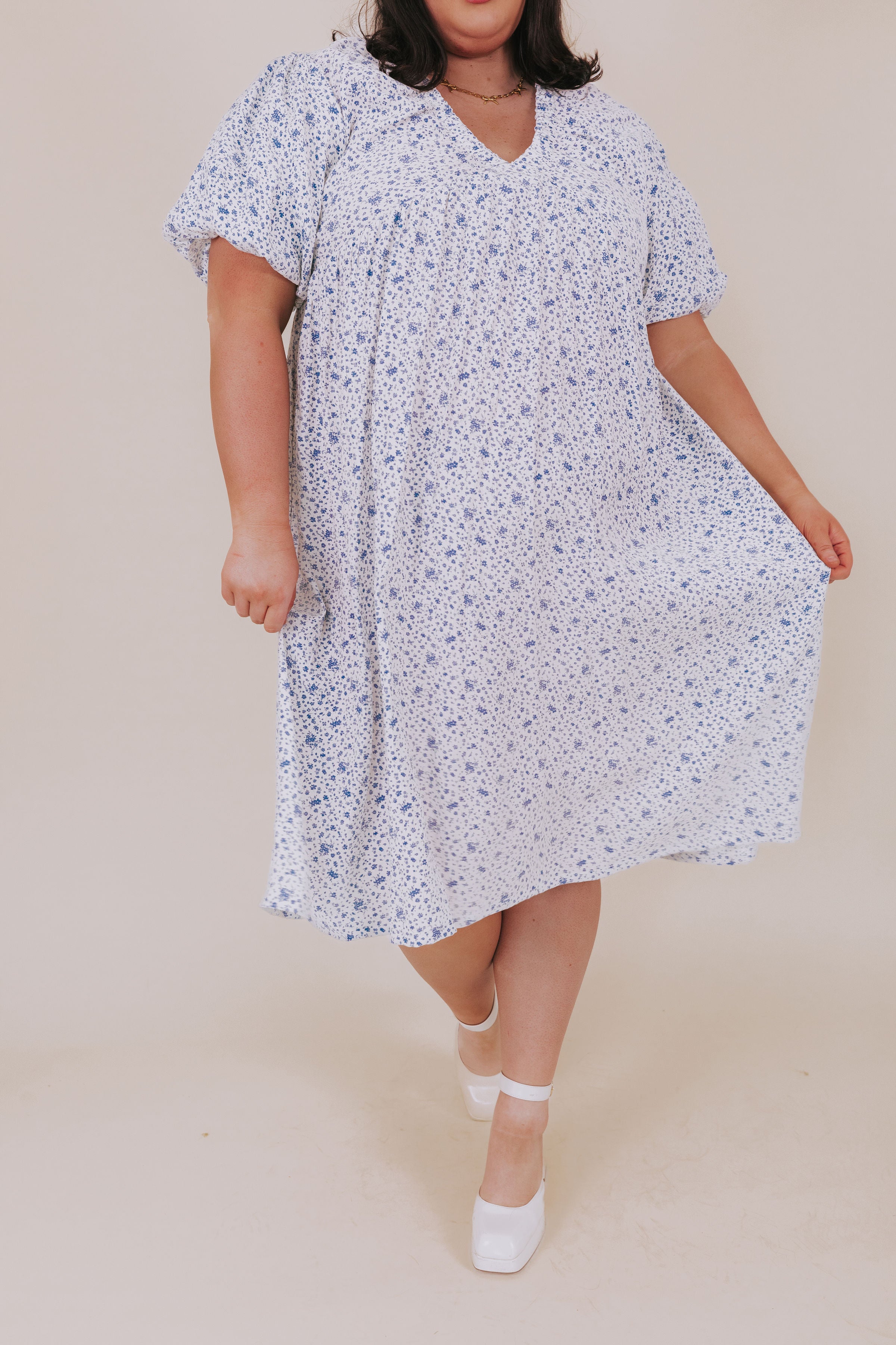 PLUS SIZE - Bluebell Drift Dress