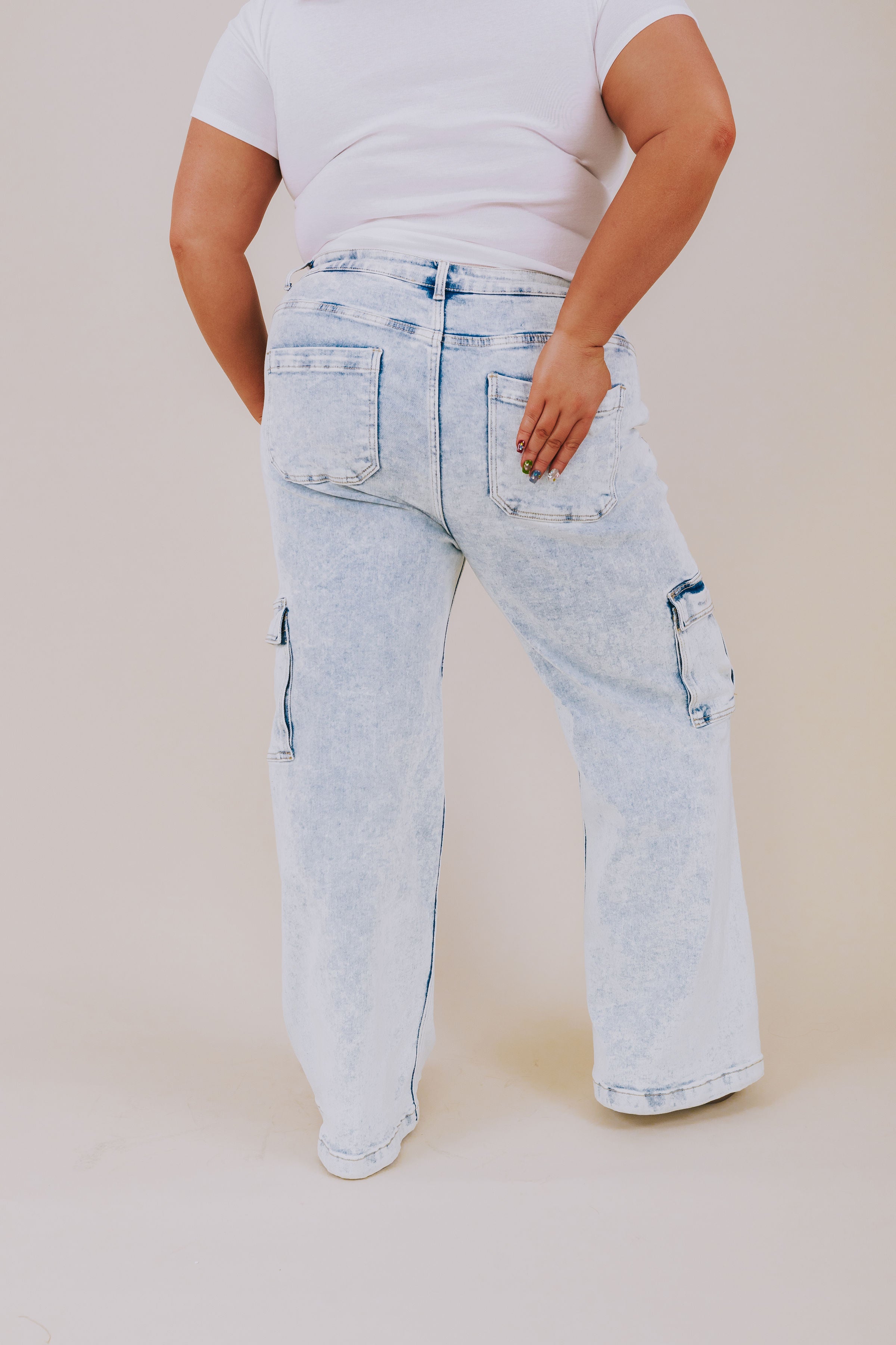 PLUS SIZE - Full of Surprises Cargo Jeans