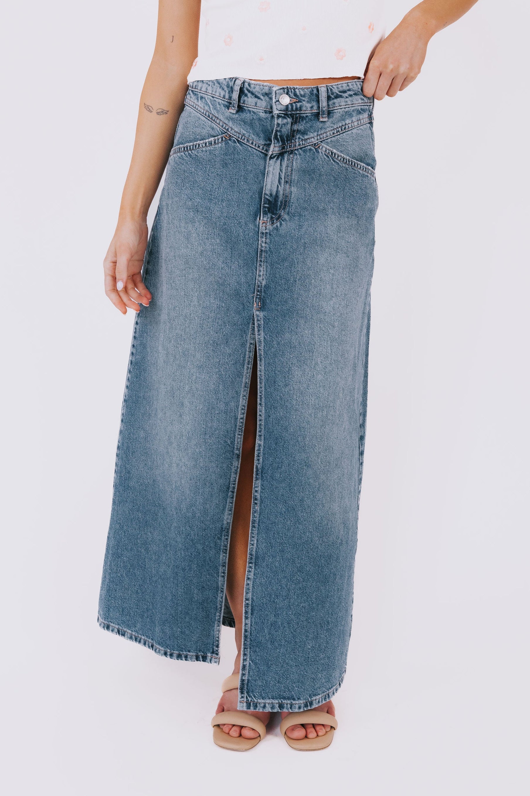 FREE PEOPLE - Come As You Are Denim Maxi Skirt