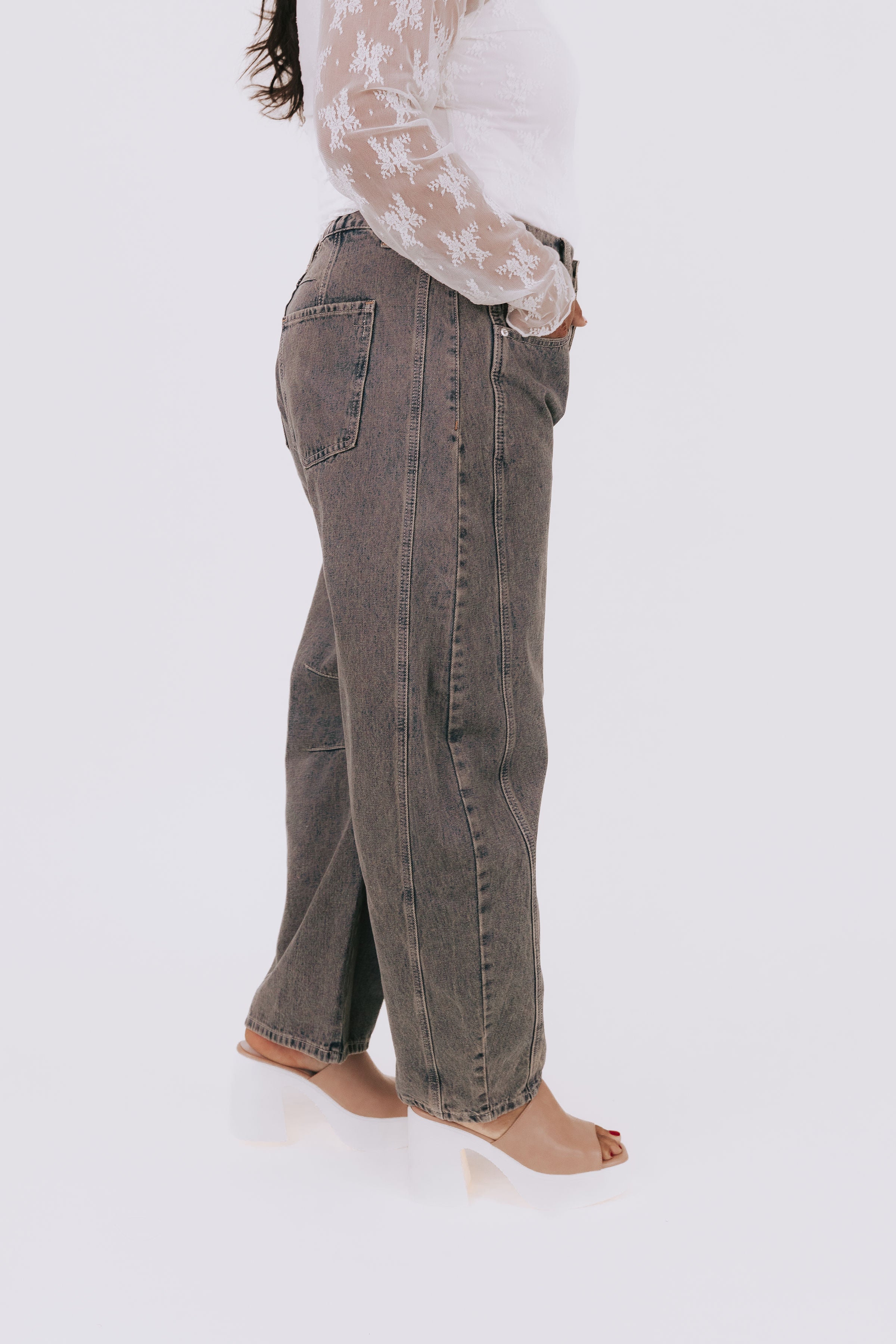 PLUS SIZE - Lonely Star Barrel Jeans