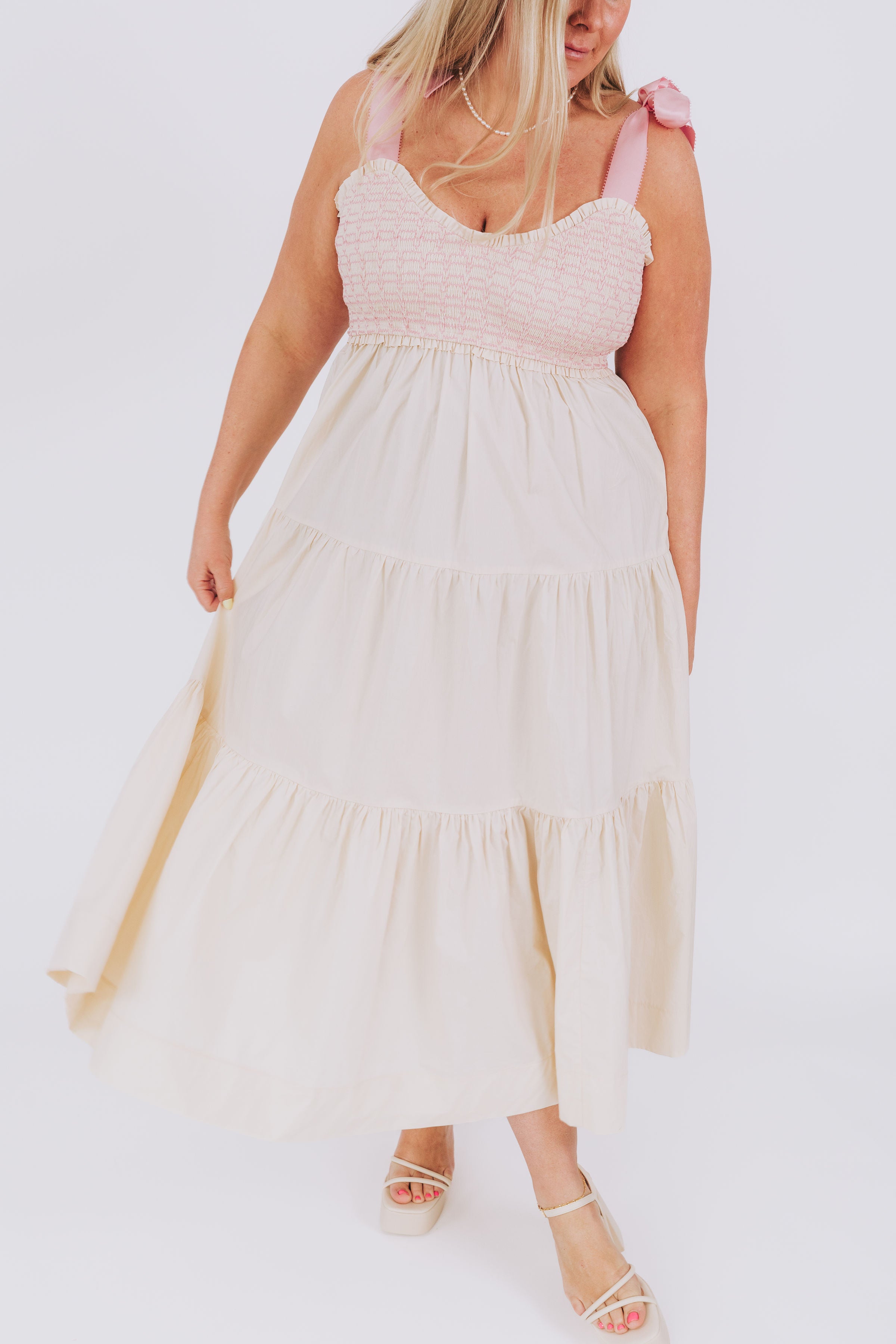 PLUS SIZE - Apple Of My Eye Dress