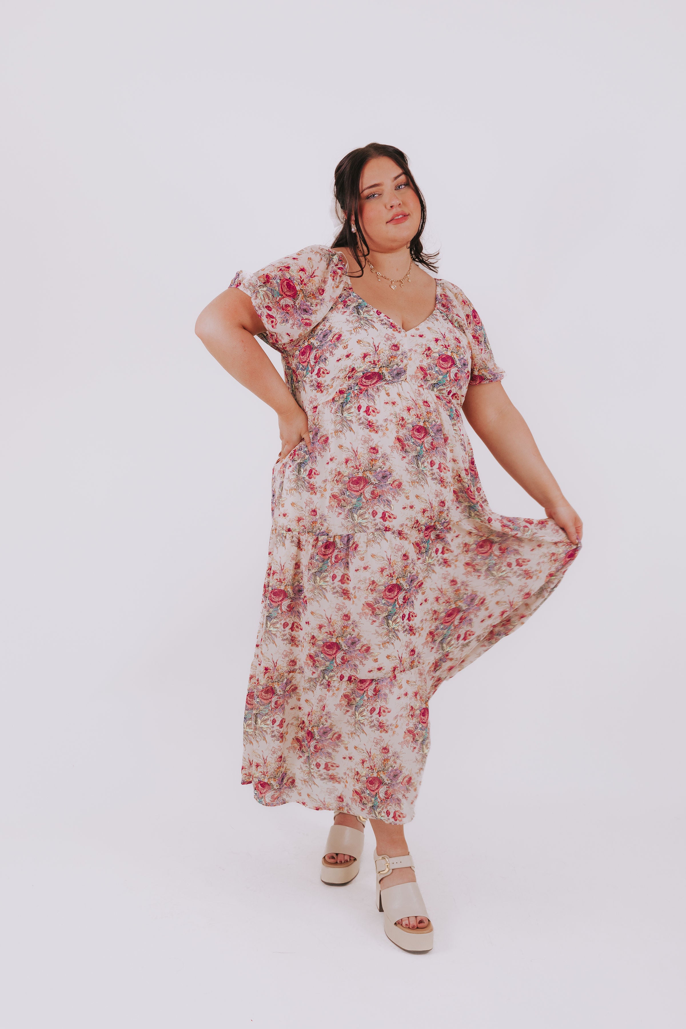 PLUS SIZE - Champagne Poetry Dress