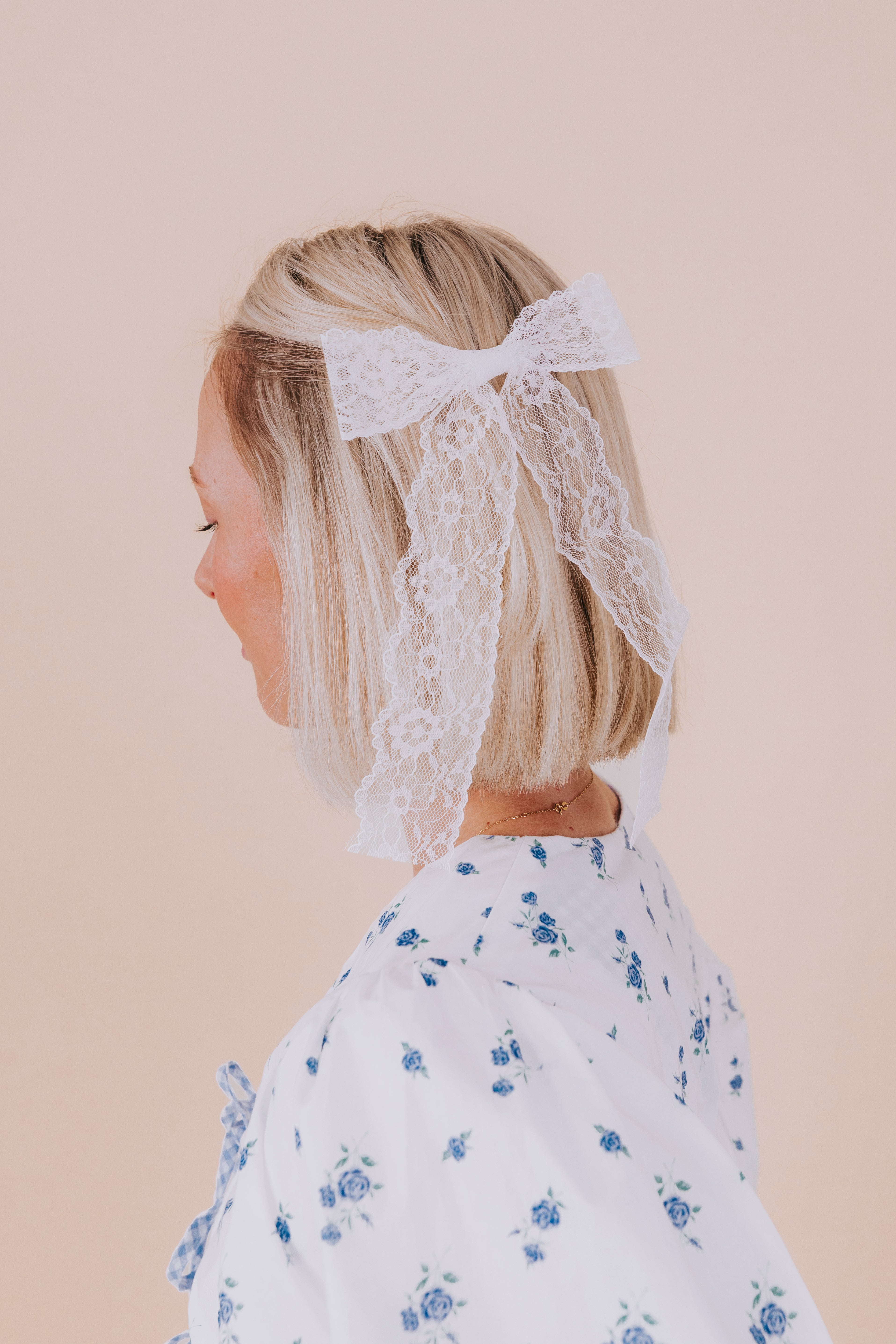 Dainty Heart Bow