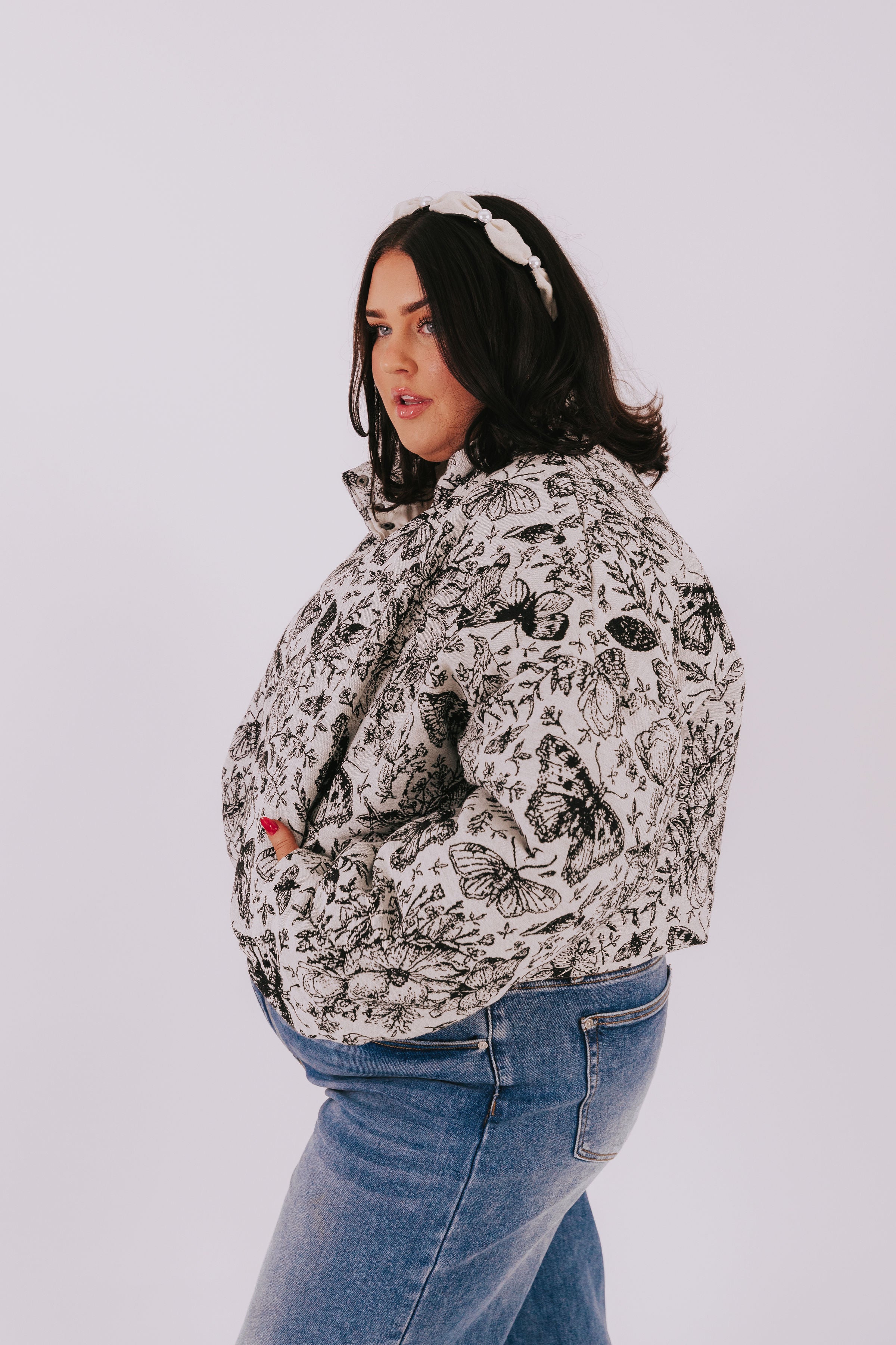 PLUS SIZE - Butterfly Wonder Jacket