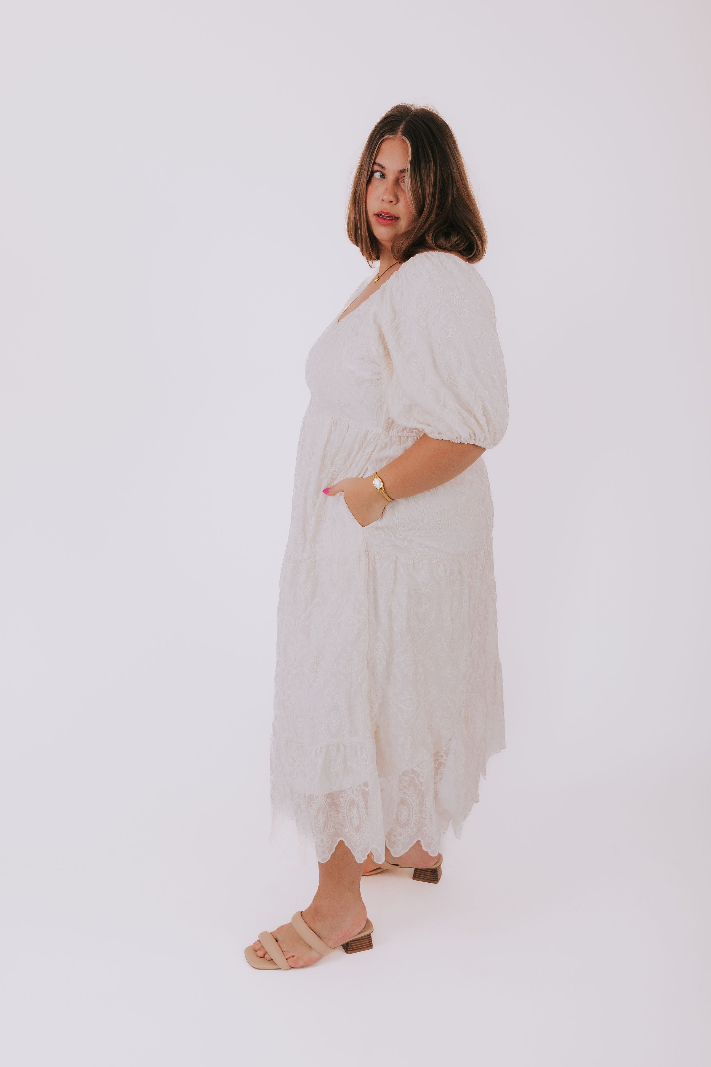 PLUS SIZE - Talking To The Moon Dress